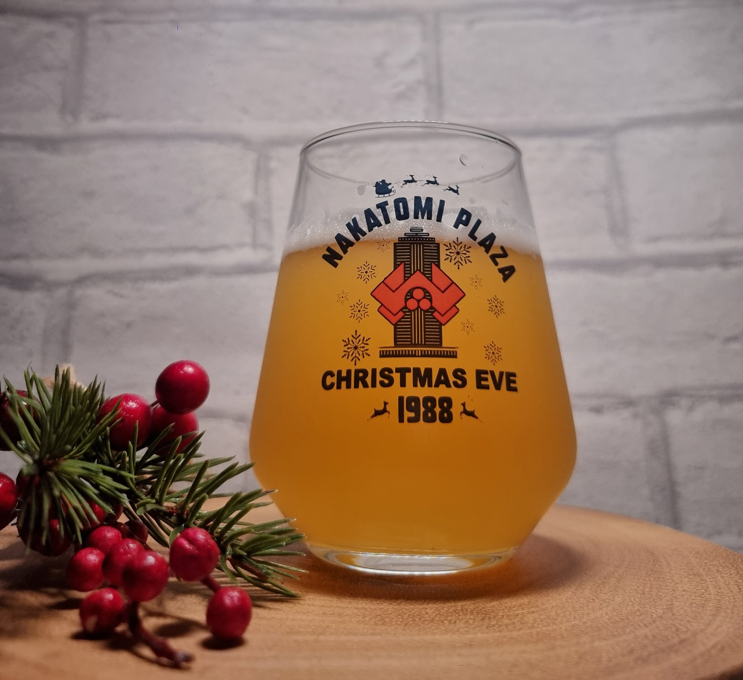 Die Hard Nakatomi Plaza Inspired Beer Glass – Christmas Movie Themed Printed Glass | Action Movie Gift for Him