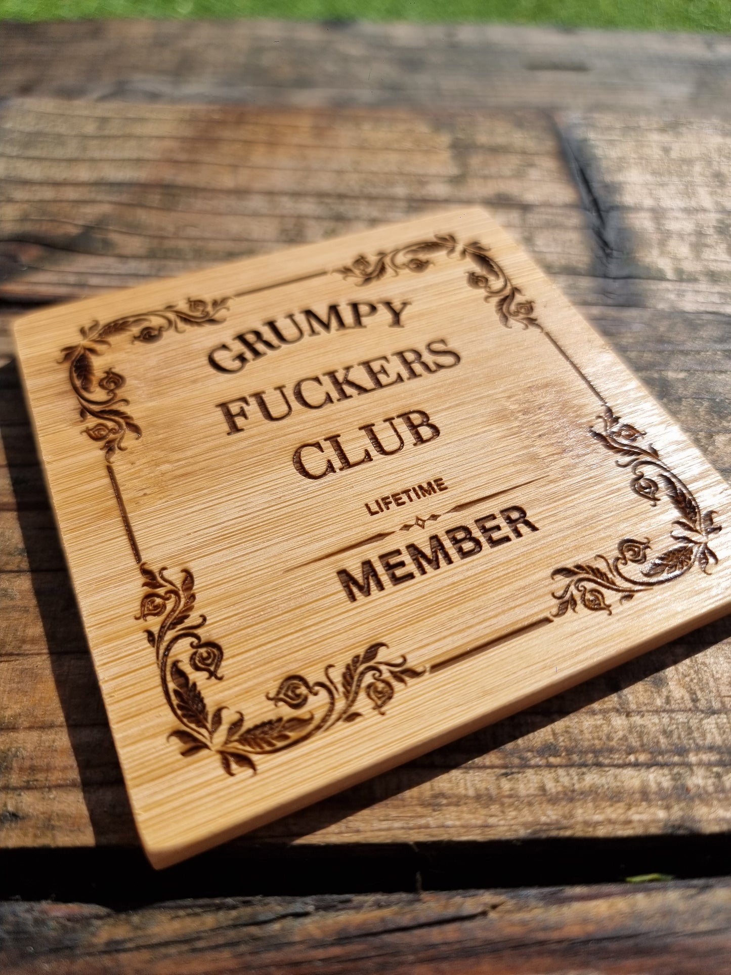 Grumpy F**kers Club Bamboo Drinks Coaster – Funny Rude Birthday Gift for Him | Sarcastic Gift for Beer Lovers | Novelty Gift for Grumpy Men