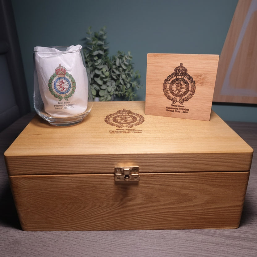 Personalised NHS Staff Gift Set – Glassware for Paramedics, Nurses, Doctors Retirement or Career Change