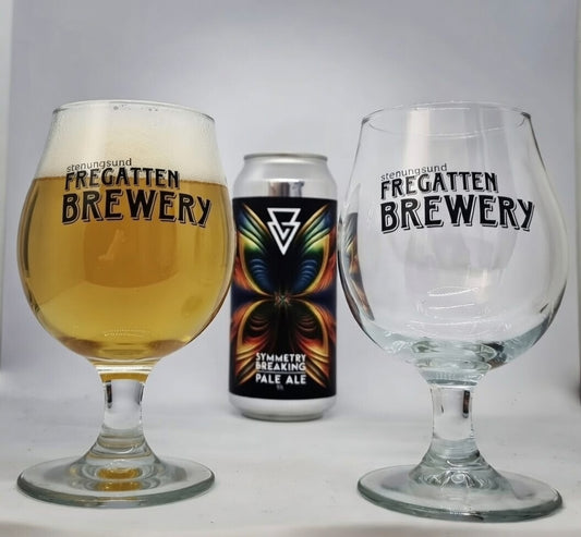 Personalised Stemmed Globe Glassware Collection – Custom Printed & Engraved Globe Glasses