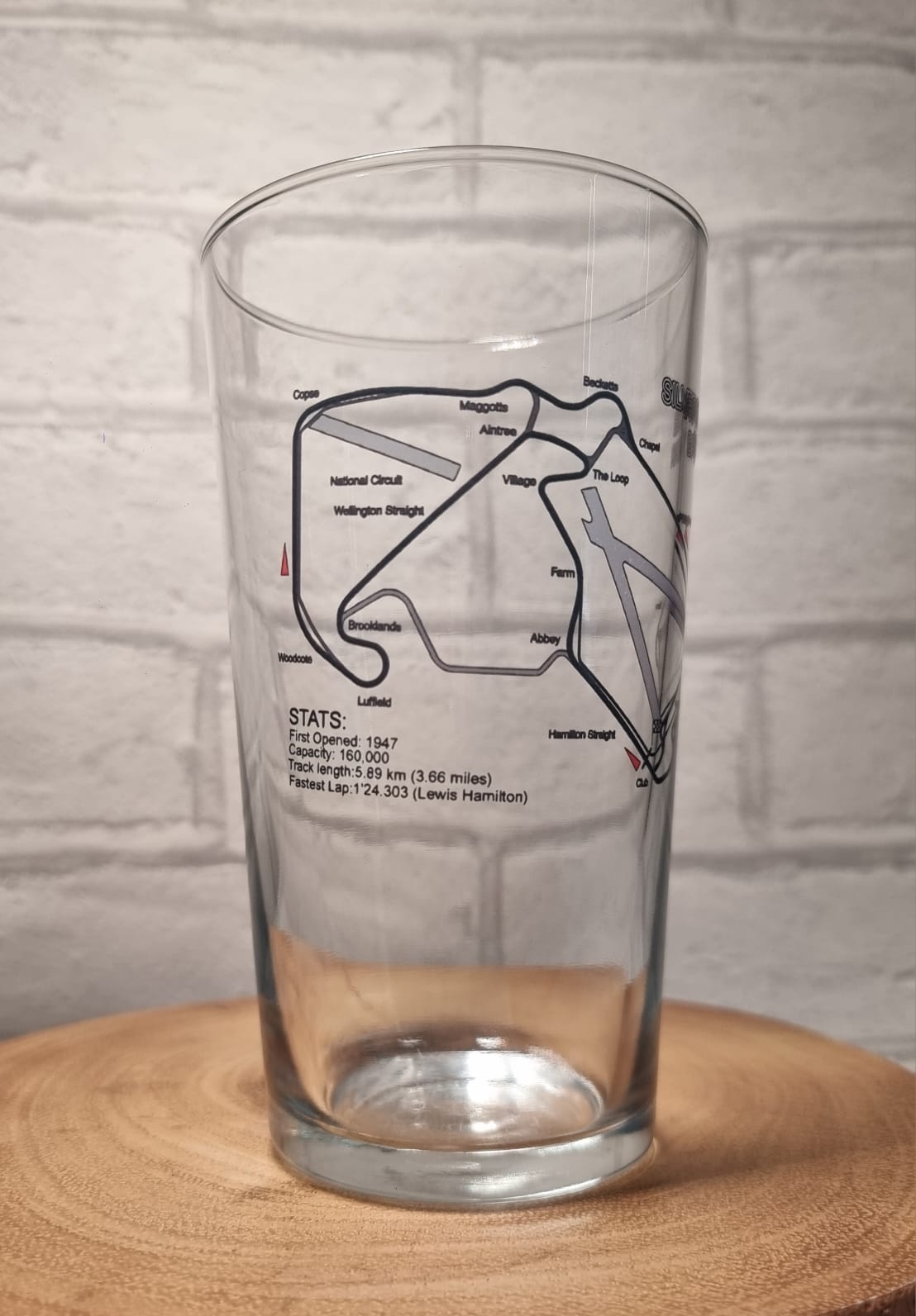 Formula 1 Circuit / Track Layout Beer Glass with Bamboo Coaster - Great Gift Idea for F1 Fan