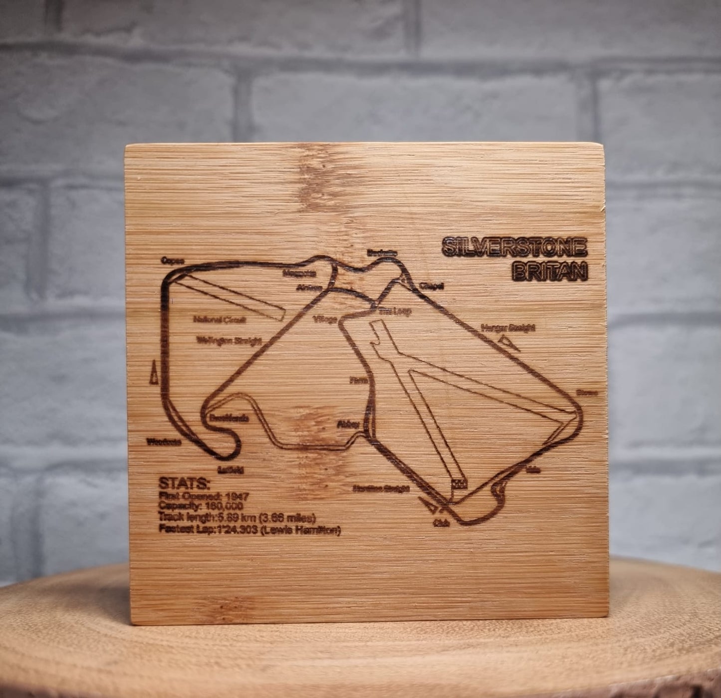 Formula 1 Circuit / Track Layout Beer Glass with Bamboo Coaster - Great Gift Idea for F1 Fan