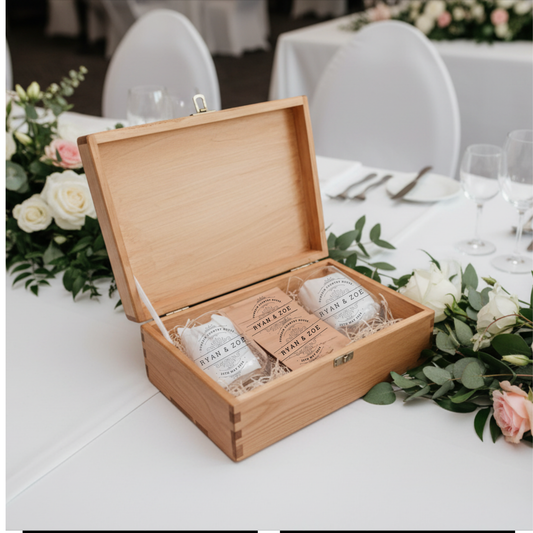 Personalised Wedding Gift Set Idea for Newly Weds, Wedding Gifts For The Couple, Wedding Glasses, Unique Wedding, Mr Mrs Bride, Groom, Just Married