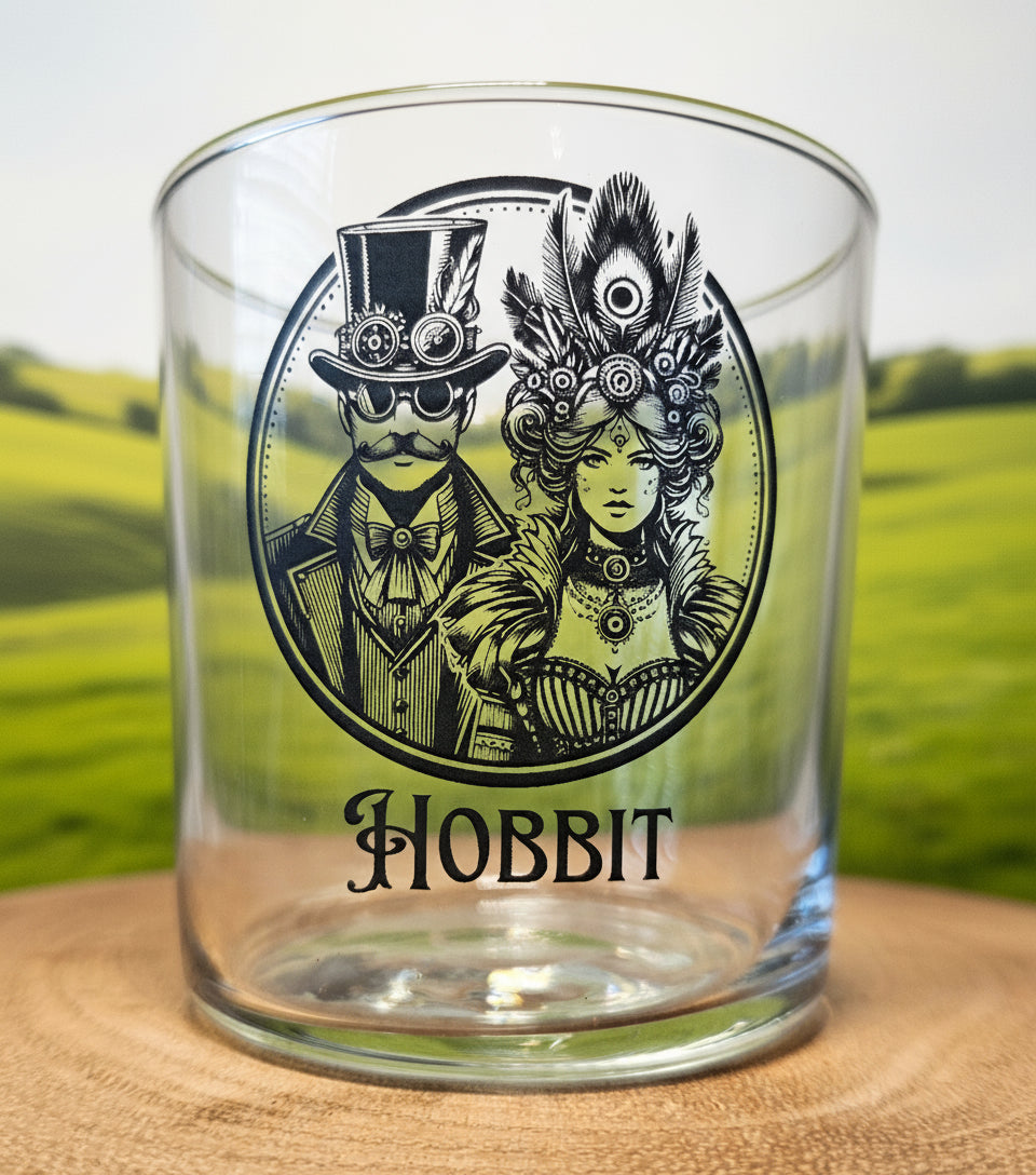 Personalised Steampunk beer glass with Couple Goals design – unique gift for steampunk lovers.